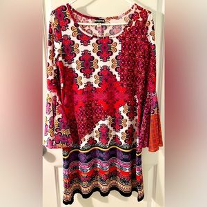 Hanni Muti-colored 70’s style Dress. Size Petite M